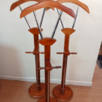 Executive Coat Hanger – Stylish & Sturdy Office Clothing Stand