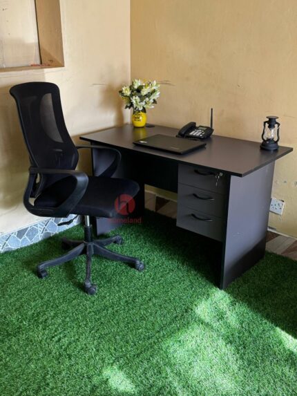 1200mm Office Desk with Ergonomic Office Chair for Comfortable and Productive Workspaces