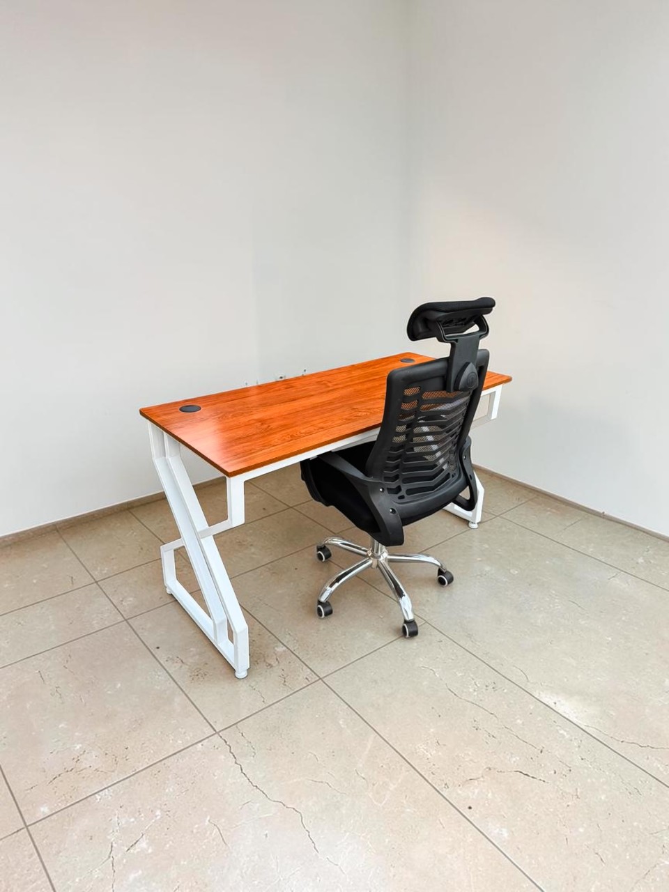 1.4m Executive Metallic Office Desk with Ergonomic Headrest Chair 1.4m executive metallic office desk with ergonomic headrest office chair